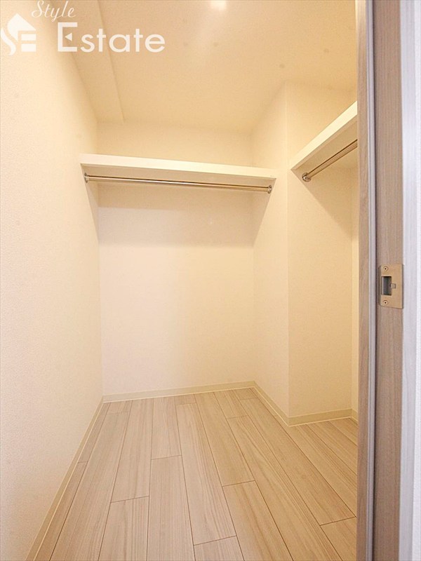 ウォークインクローゼット