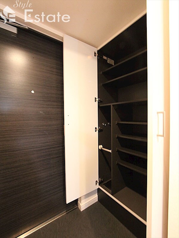 シューズボックス