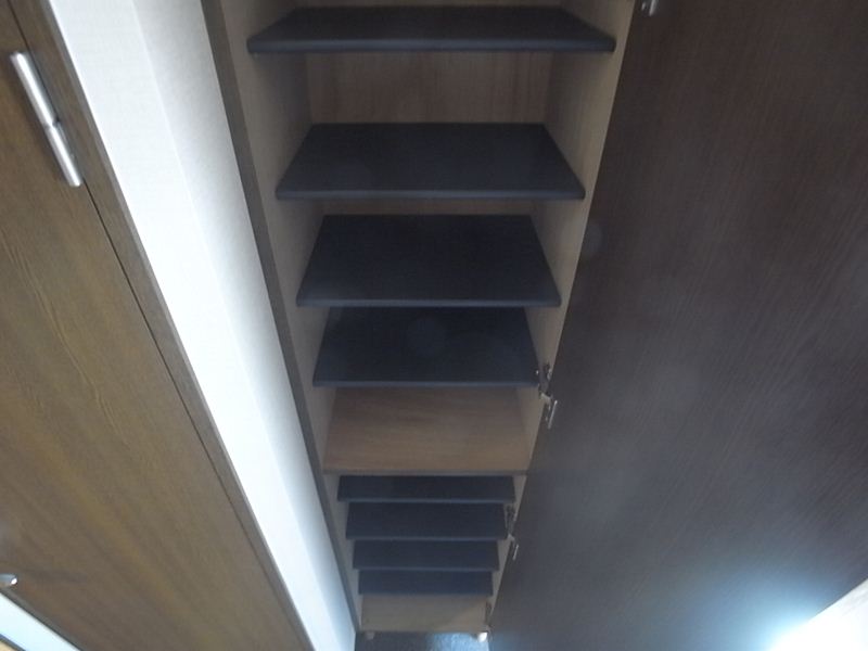 シューズボックス