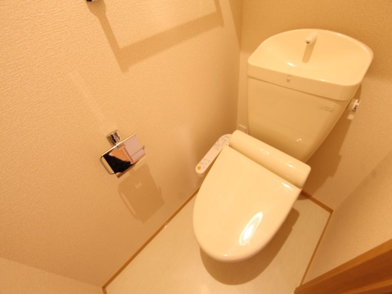 ウォシュレット完備!