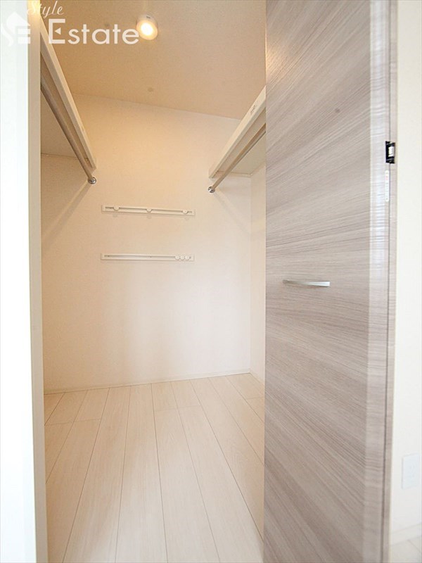 ウォークインクローゼット