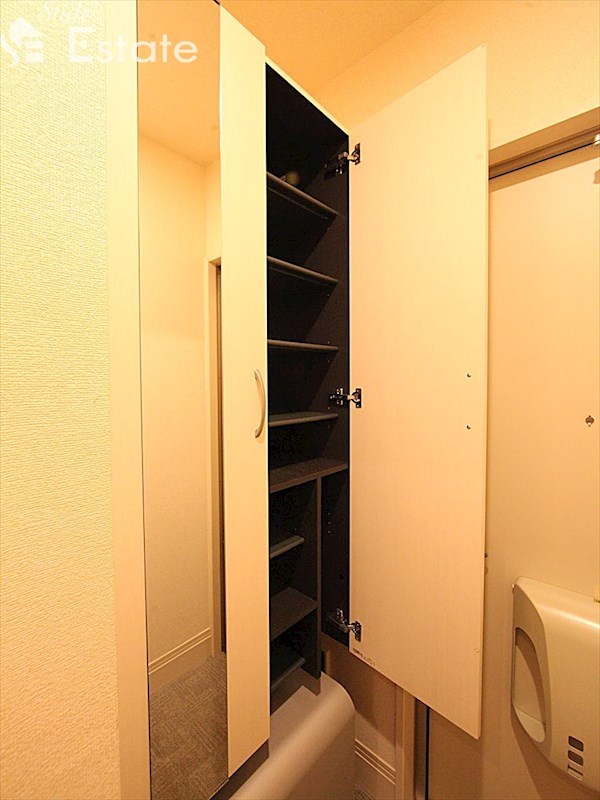 シューズボックス