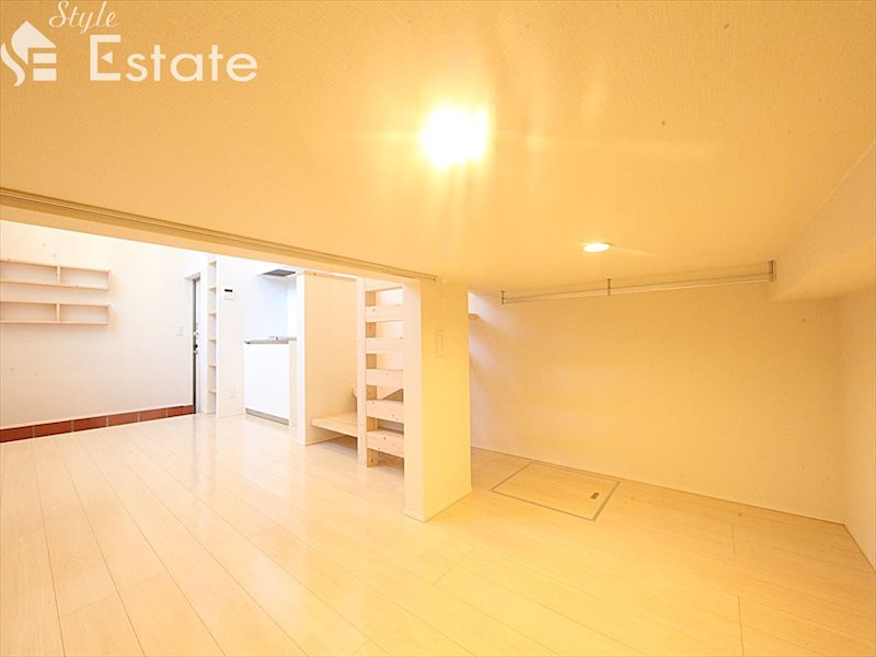 アンダーロフト