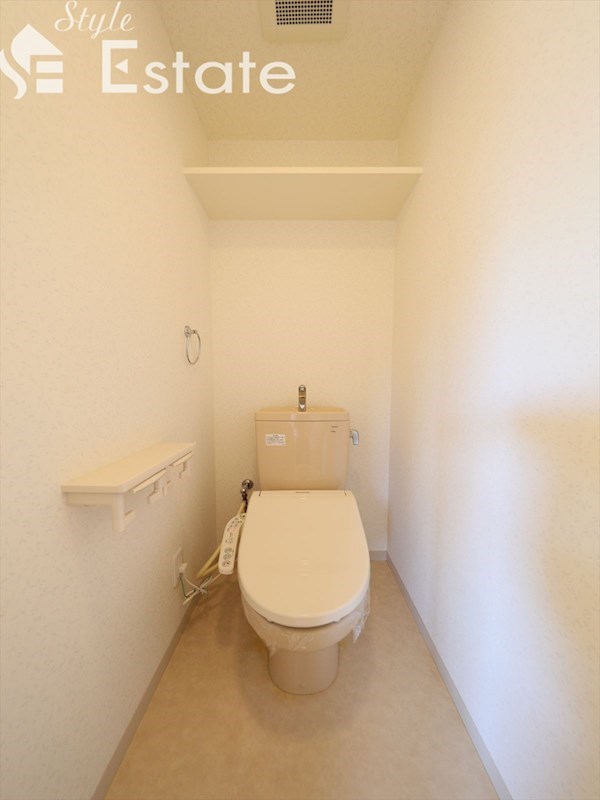 温水洗浄便座付トイレ