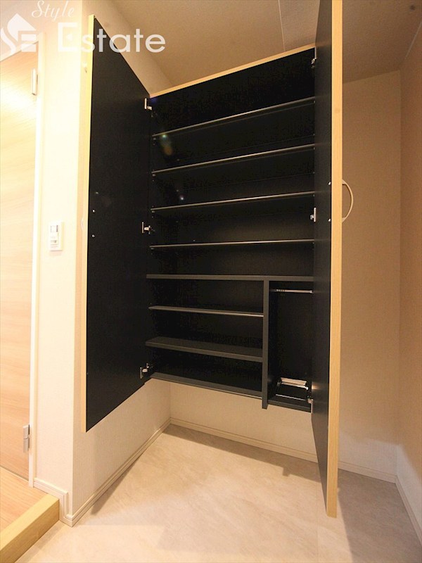 シューズボックス