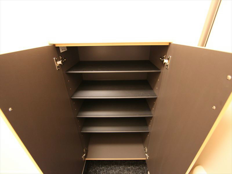 シューズボックス