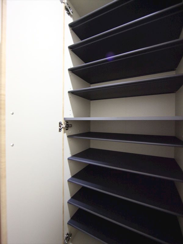 シューズボックス