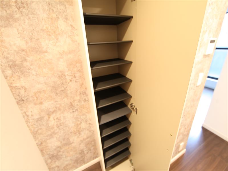 玄関 シューズボックス