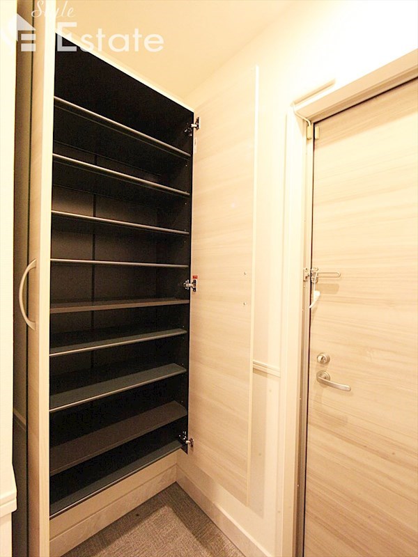 シューズボックス