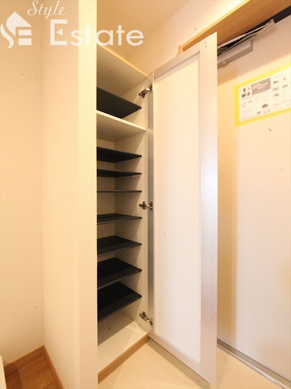 シューズボックス