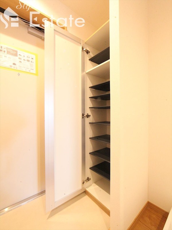 シューズボックス