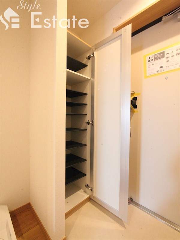 シューズボックス