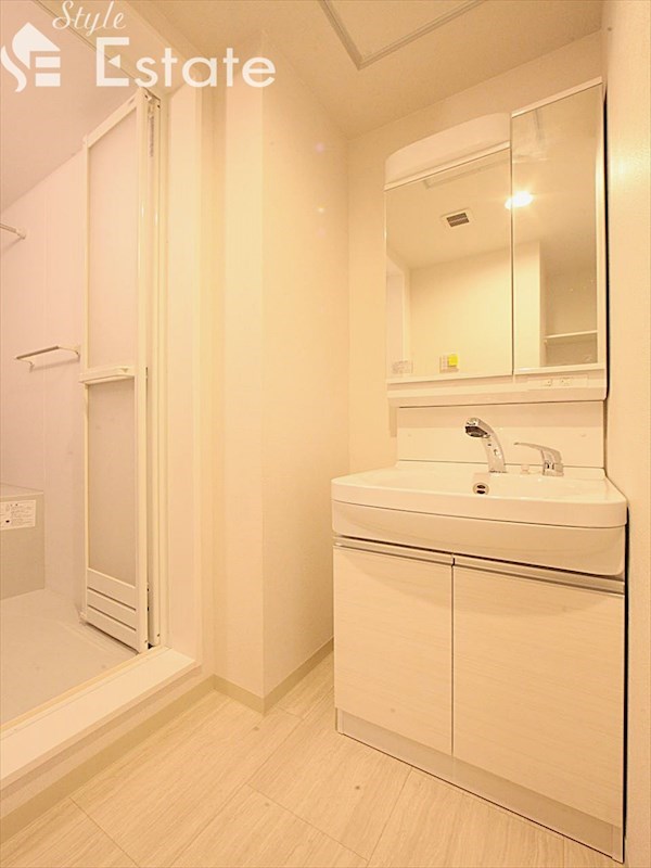 脱衣場 独立洗面台