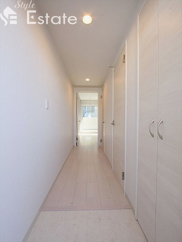 玄関 同所別の部屋の写真