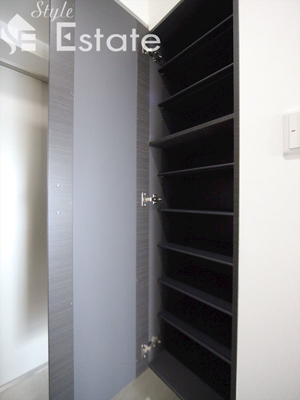 シューズボックス