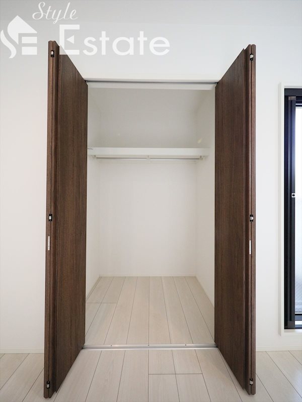 クローゼット 同所別部屋の写真