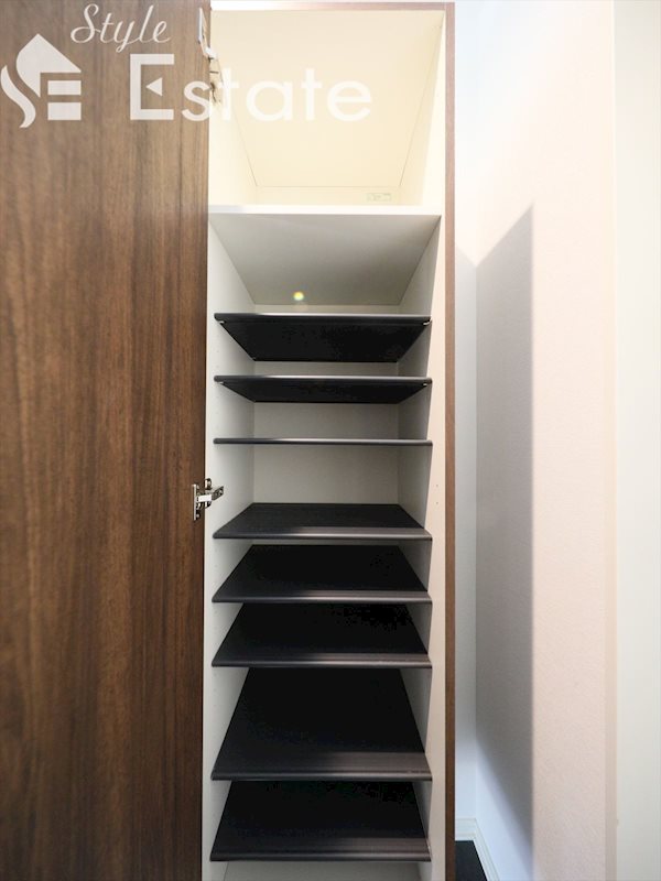 シューズボックス