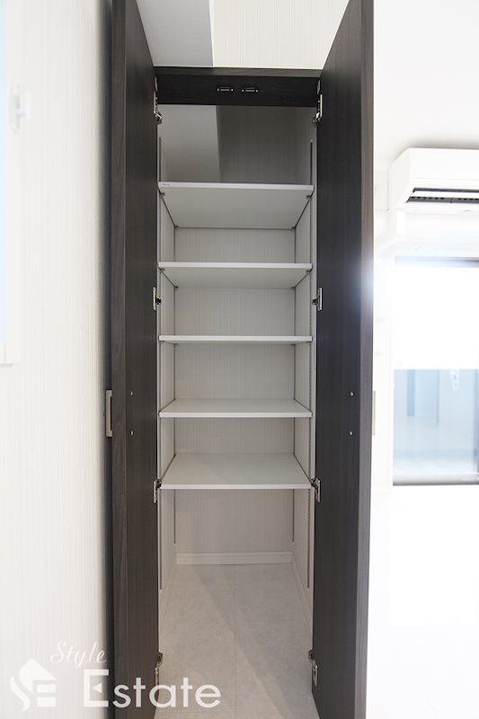 シューズボックス