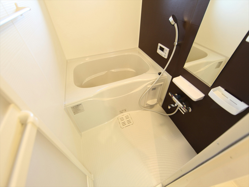 追焚き・浴室乾燥機能付きバスルーム