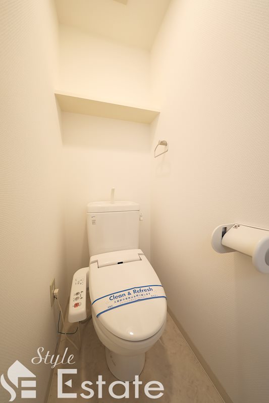 温水便座付きシャワートイレ