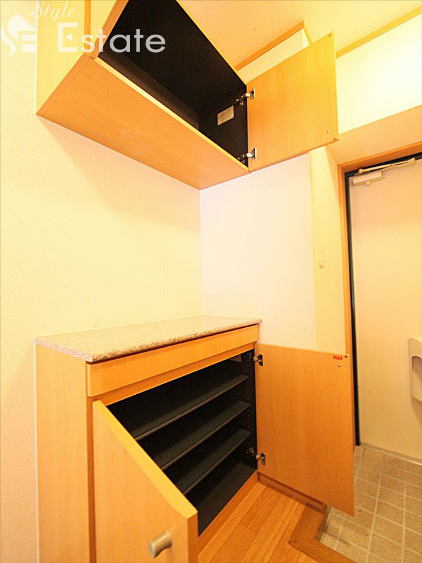 シューズボックス