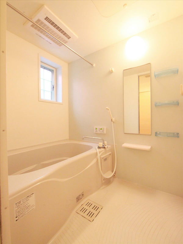 追い焚き機能付浴室