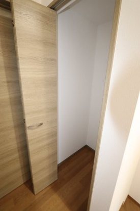 同仕様内装