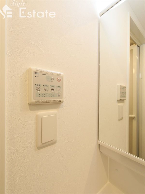 同仕様内装