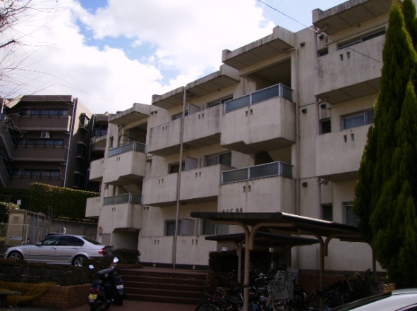 ヒルズ高峯