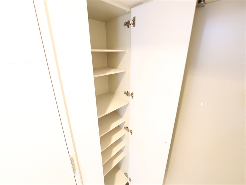 玄関 シューズボックス