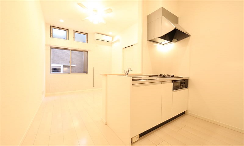 LDK8.6帖 洋室3.8帖 ロフト3.7帖