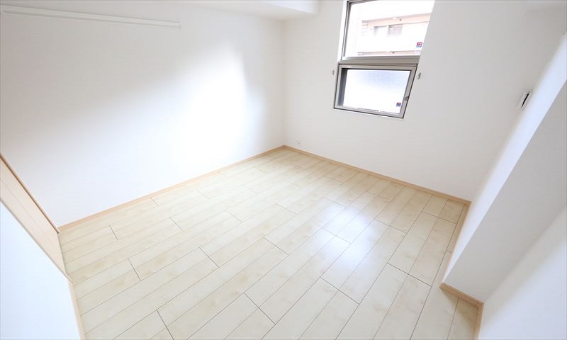 LDK12.8帖 洋室6.0帖 洋室4.2帖