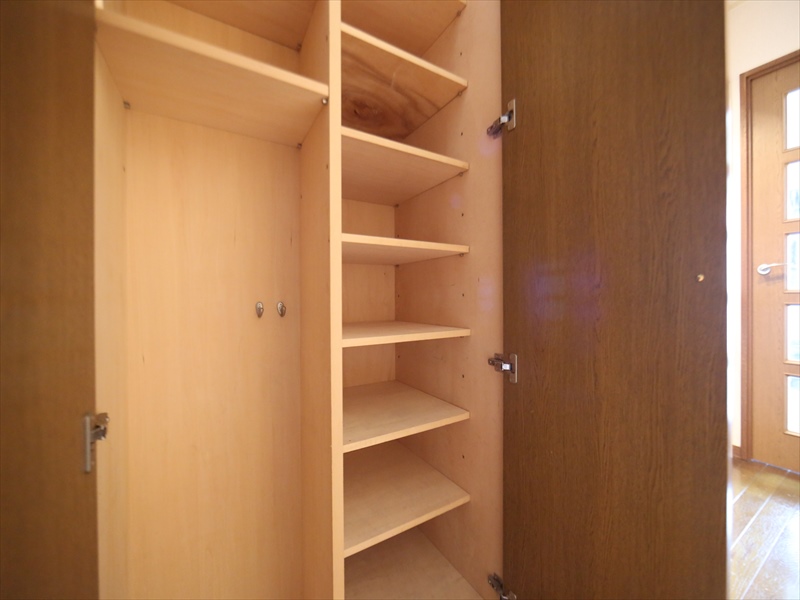 シューズボックス