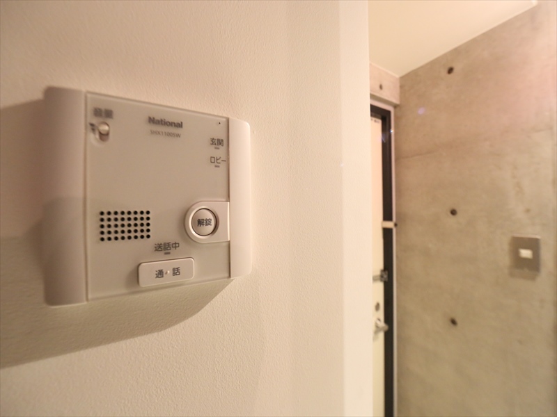 インターホン