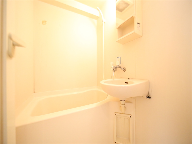 バスルーム バストイレ別