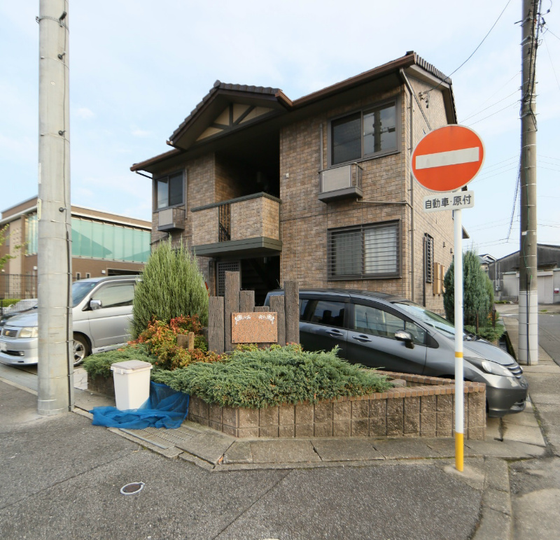 ジュネス・マキA