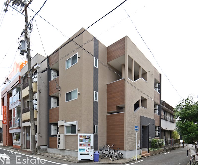 エヴァンコートIII