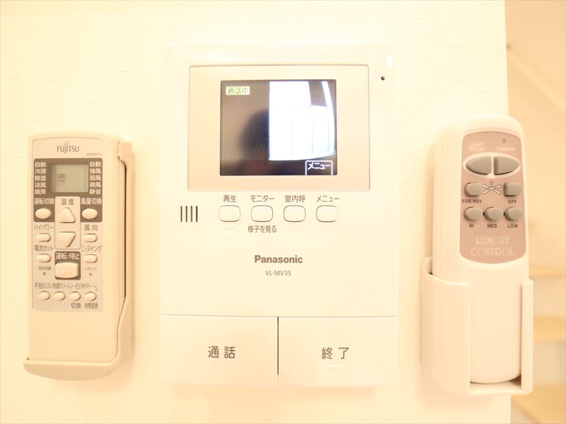 モニター付きインターホン