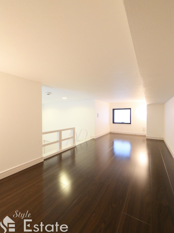 CRASTINE LOFT モデルルーム
