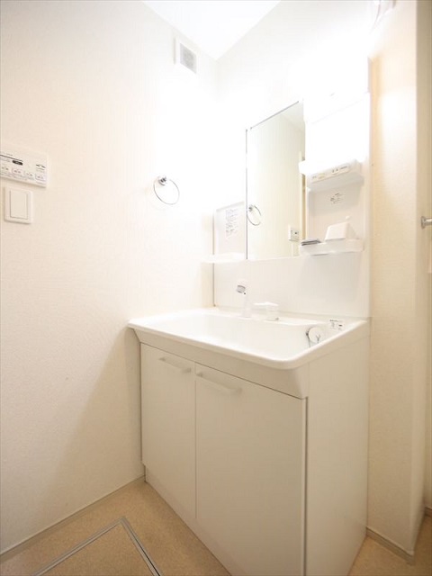 独立洗面台 脱衣所 室内洗濯機置き場