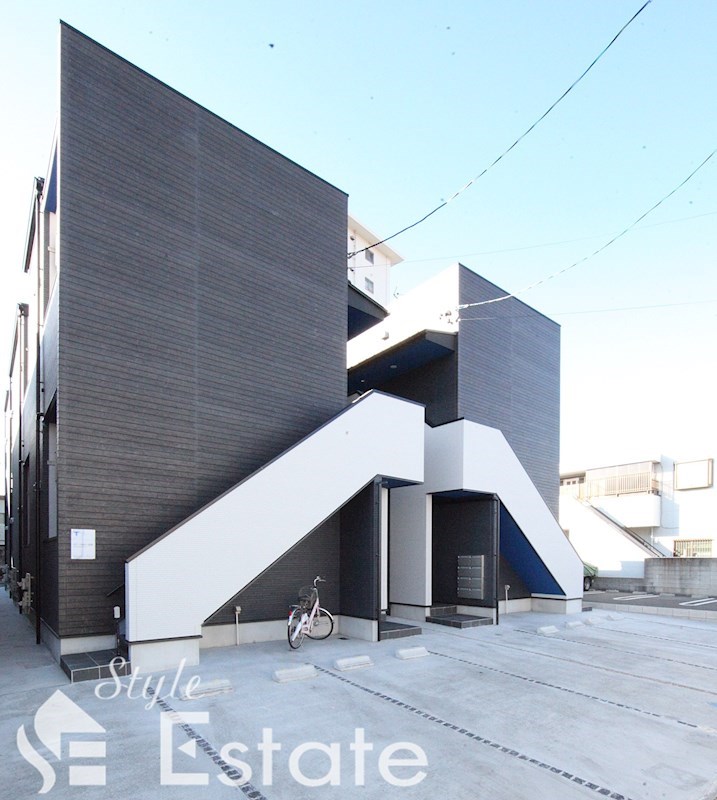 メゾン・シャルマン 日比野