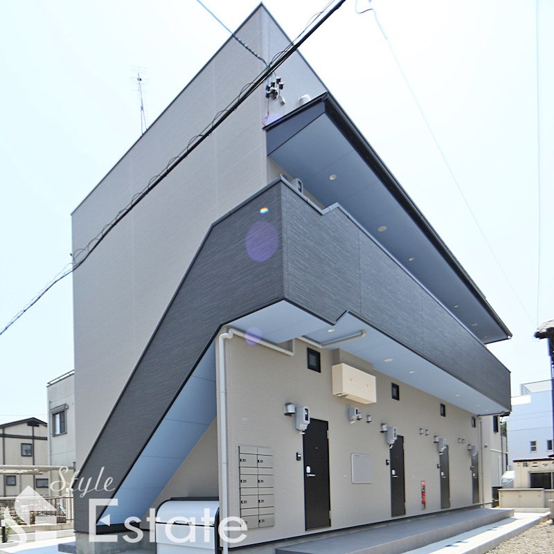 エクレール春日井