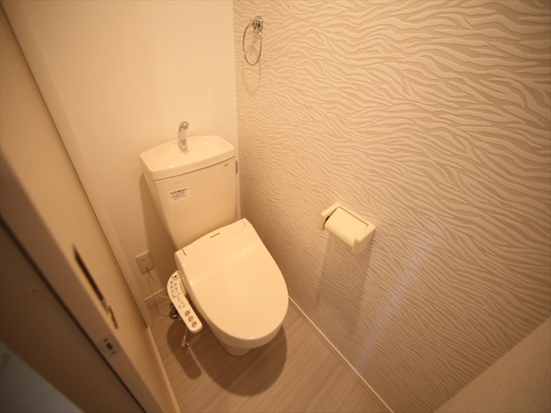 トイレ(ウォシュレット付)