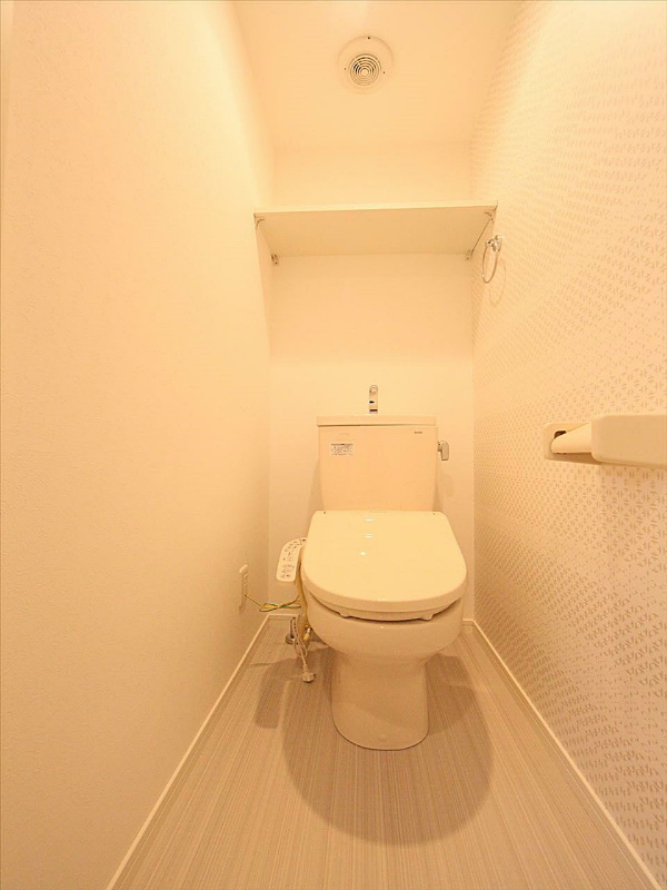 温水洗浄便座機能付