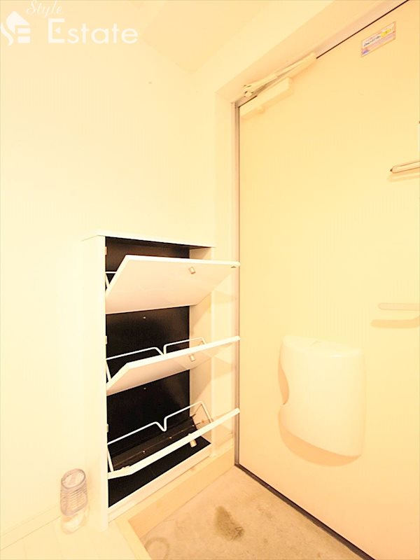 シューズボックス