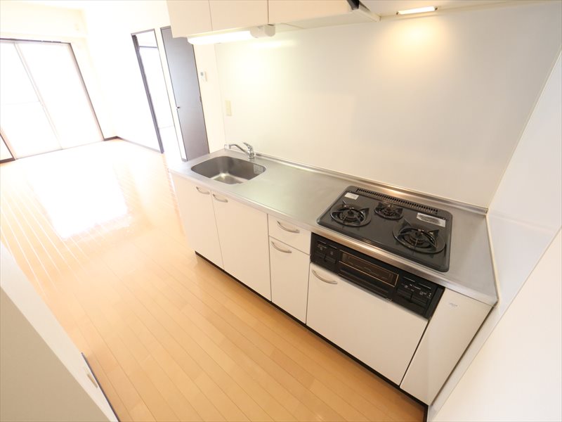 キッチン(ガス3口コンログリル付き)