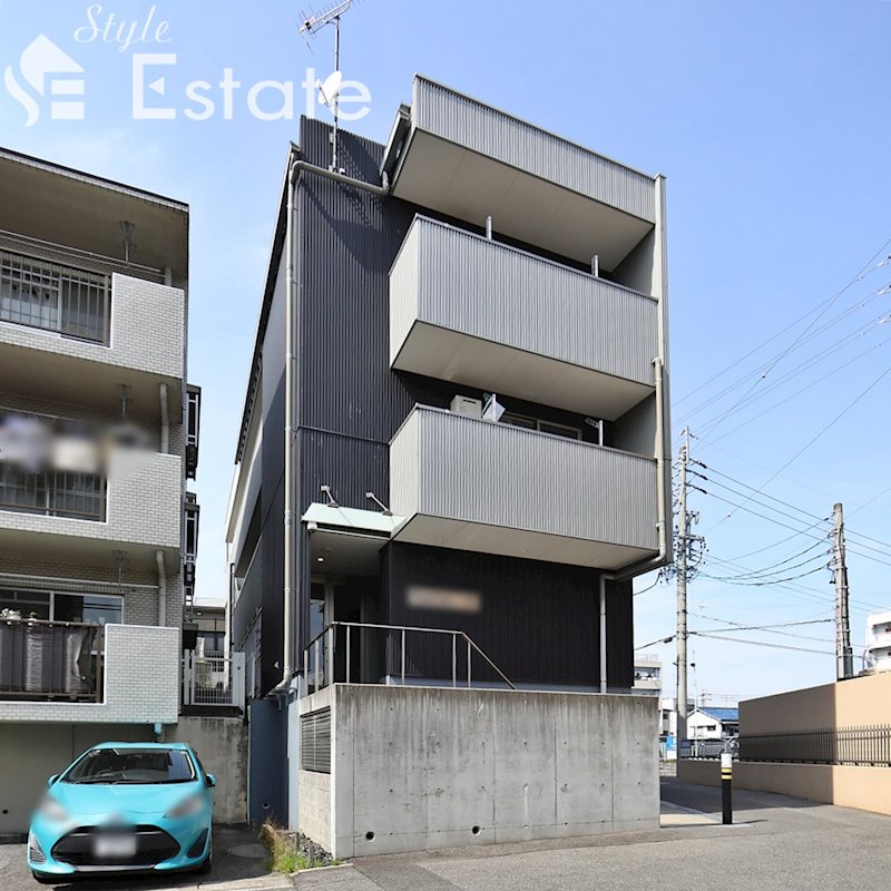 リアライズ一社