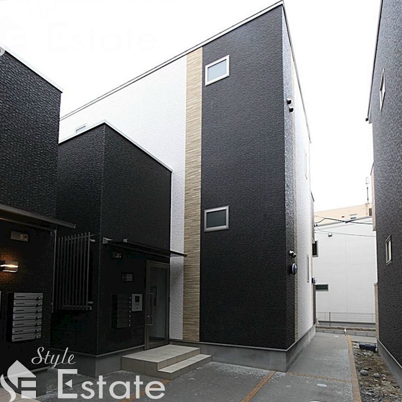 プルミエール中村