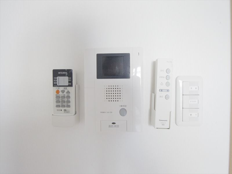 モニター付きインターホン