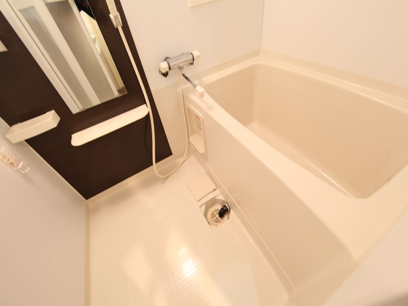 浴室乾燥機付きバスルーム